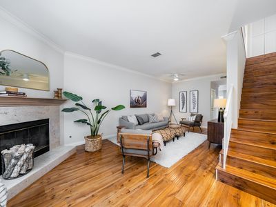 13030 Moorpark St APT 9, Studio City, CA, 91604