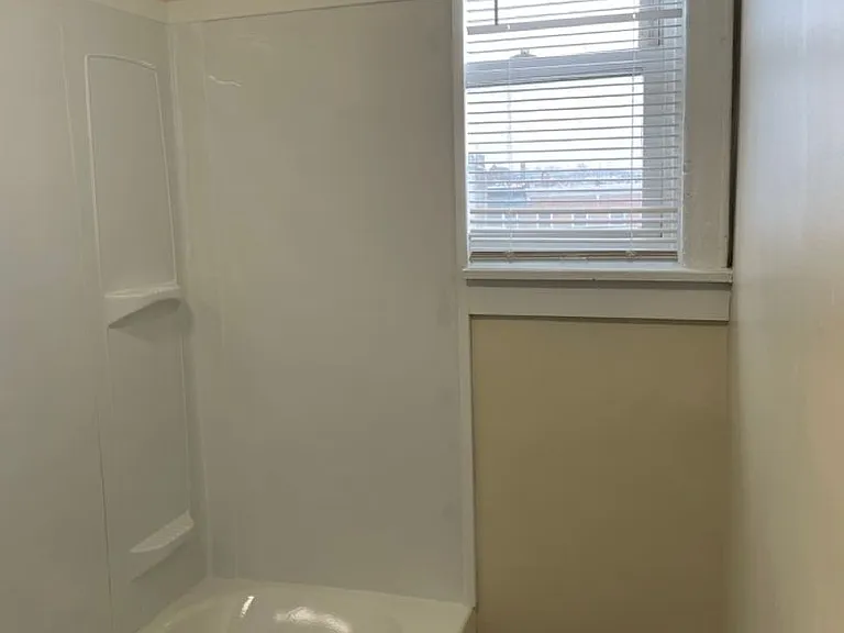 719 N Milton Ave — Photo 14