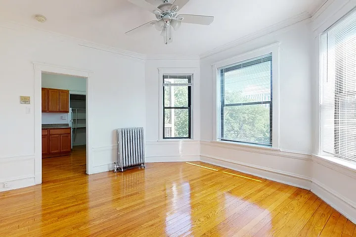 5411-5421 S. Ellis Avenue — Photo 19