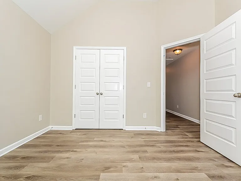 360 Lossie Ln — Photo 15