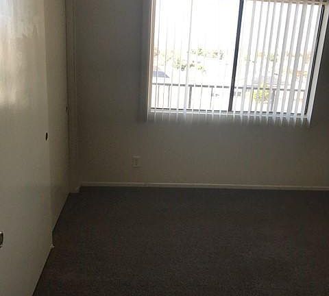 5th image of 13605 Cerise Ave APT 15