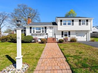 104 Holmes St, Braintree, MA 02184