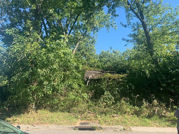 3rd image of 3796 2nd Ave