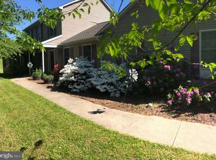 988 Hook Rd, Westminster, MD 21157