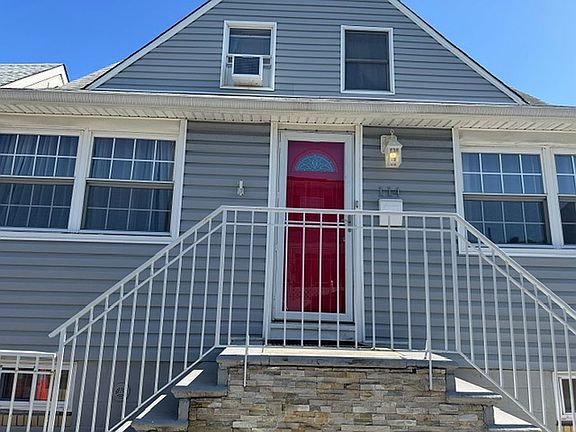 2nd image of 114 Fane Ct