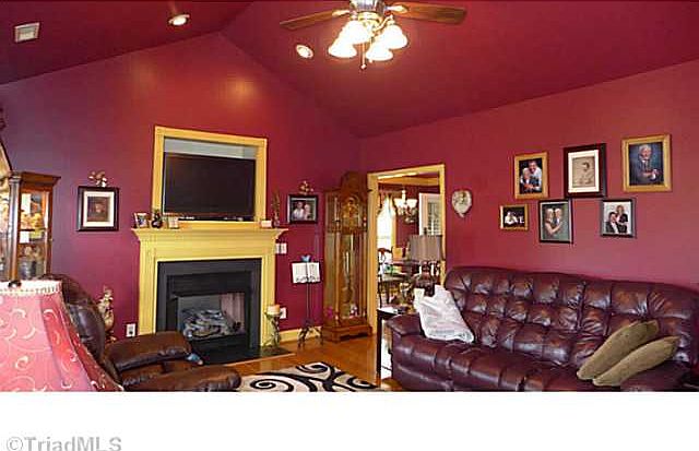 1st image of 6804 Pritchett Woods Dr