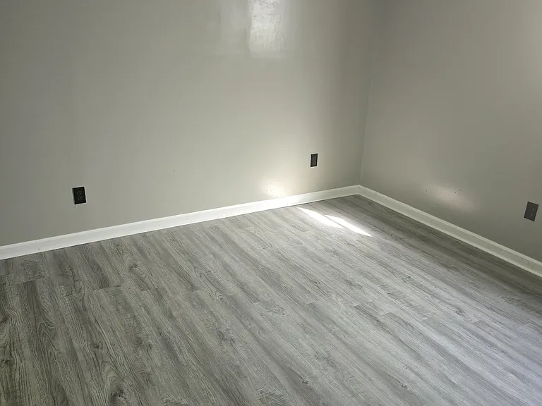 3421 Shanks Ln #6 — Photo 5