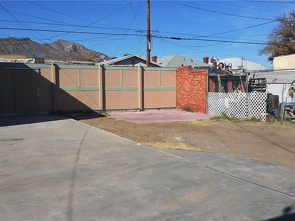 3rd image of 2211 Bassett Ave