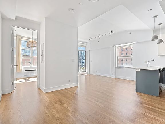 5th image of 46 S 2nd St APT 4A