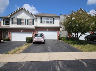 537 N Fox Trl, Round Lake, IL 60073