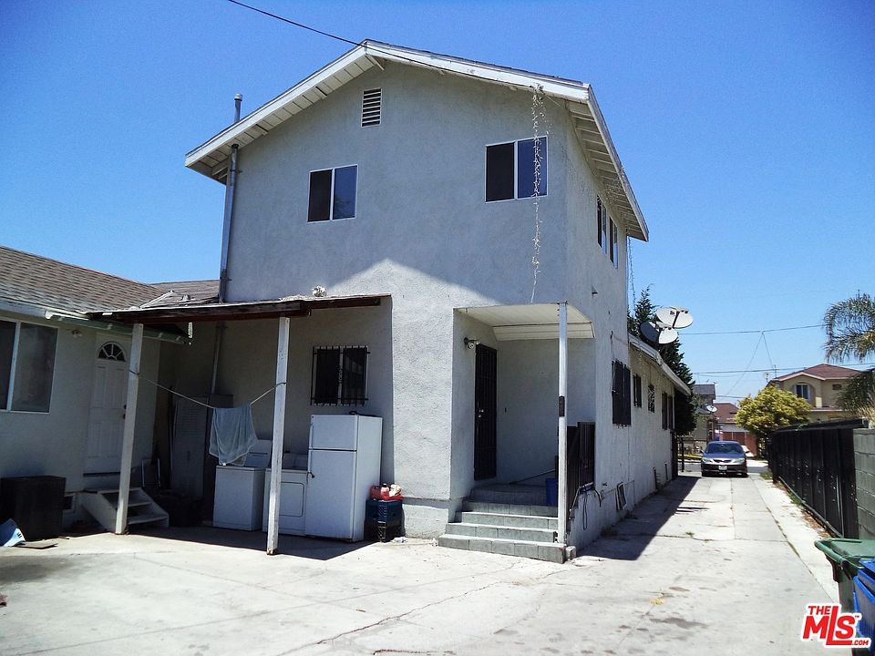 1st image of 632 W 55th St