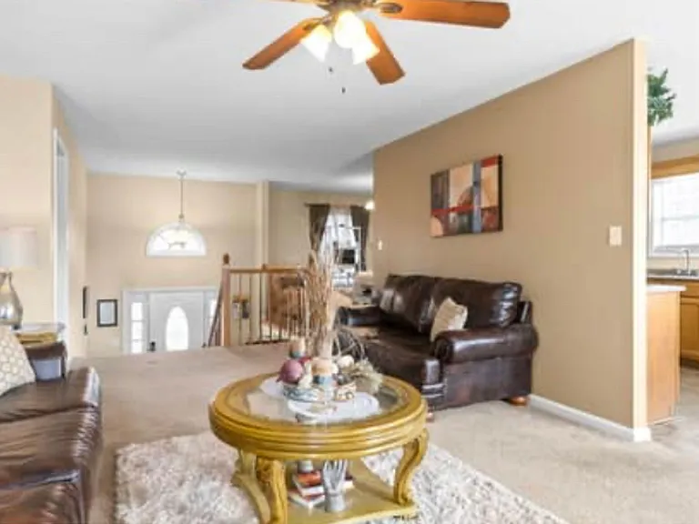 3404 Bradfield Dr — Photo 9