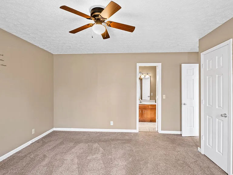 154 Arsenal Dr — Photo 8