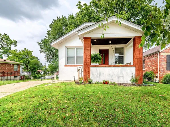 8425 Richard Ave, Saint Louis, MO 63132