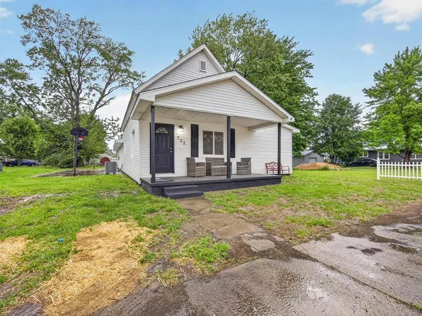 722 N Main St, Sullivan, IN 47882