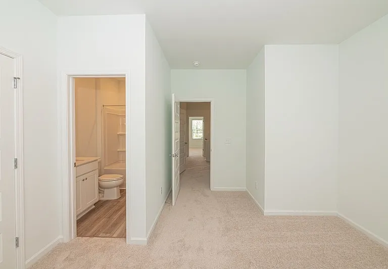 815 Freston Rd — Photo 11