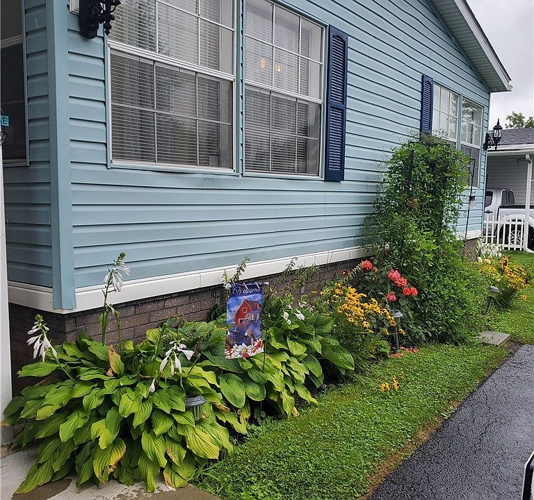 1st image of 817 Stoneybrook Trl