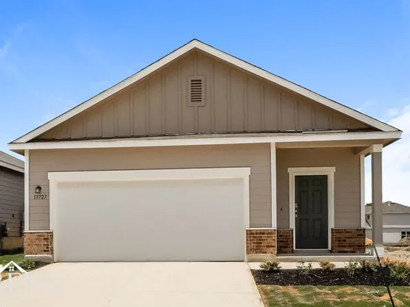 13727 Summer Light St, Saint Hedwig, TX 78152