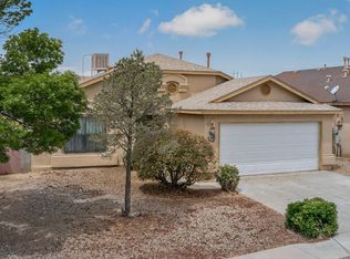 819 Shire St SW, Albuquerque, NM 87121
