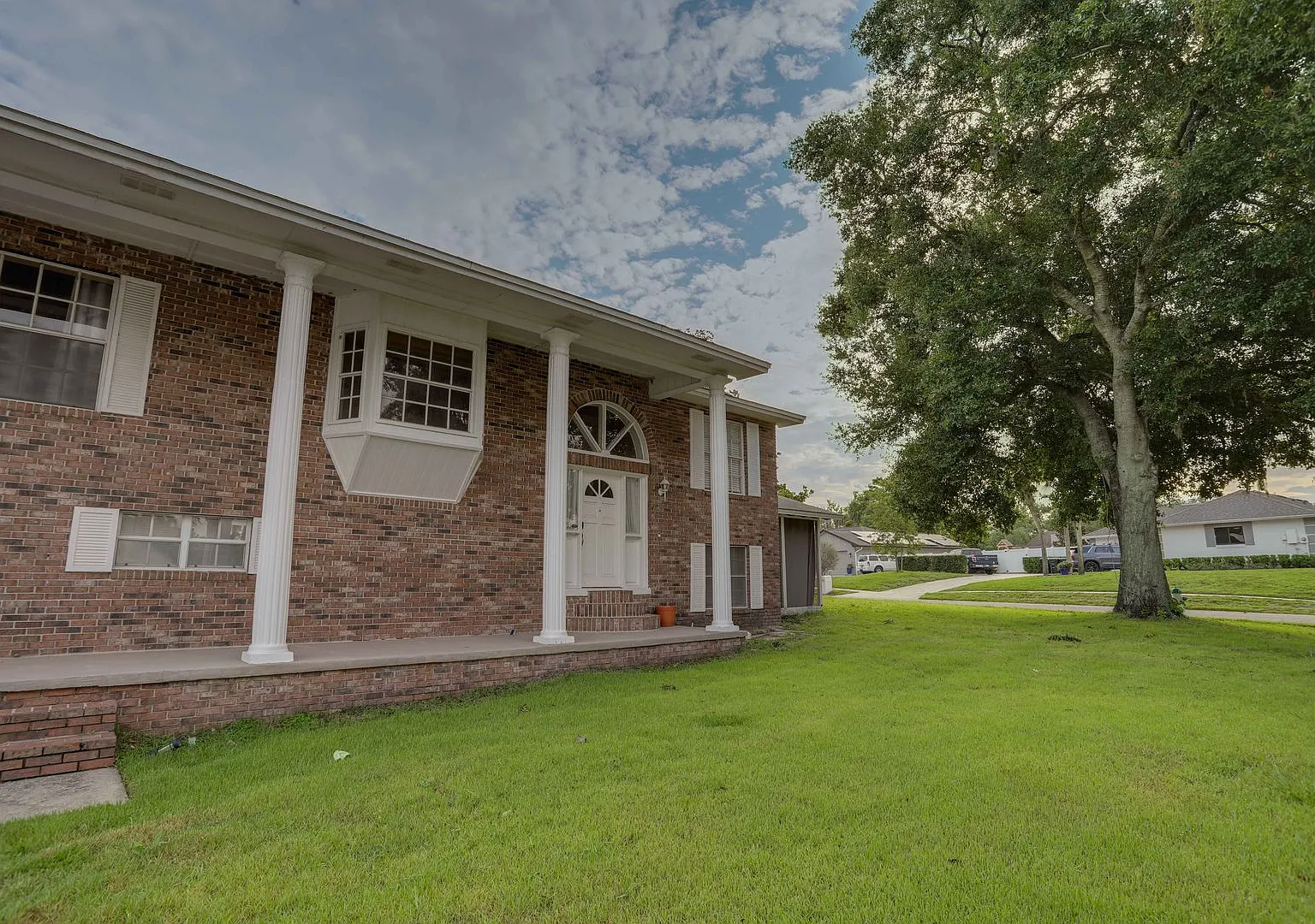 5212 Abelia Dr — Photo 2