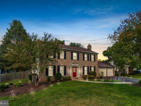 4731 Powder House Dr, Rockville, MD 20853
