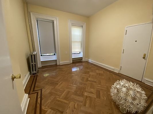 3rd image of 407 Union St Floor 1