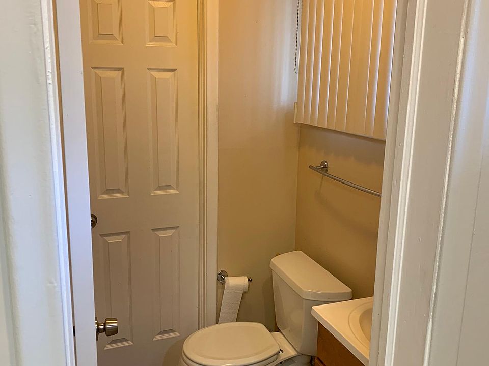 1st image of 28413 Red Leaf Ln