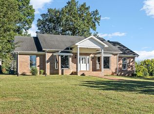 467 Van Hooten Rd, Auburn, KY 42206