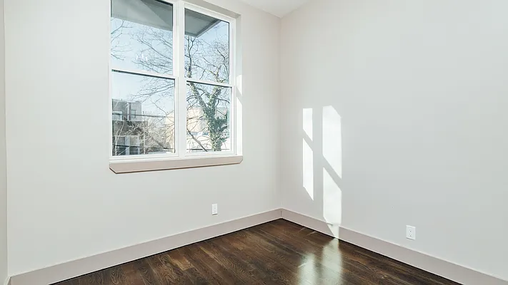 Rented by Nooklyn NYC LLC | media 10