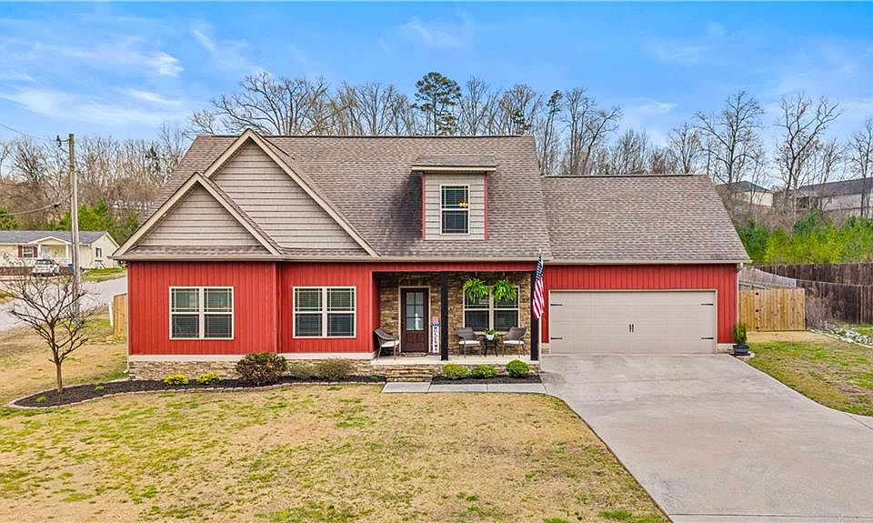 1st image of 1205 Baggett Rd