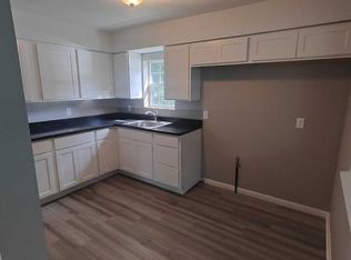 614 5th Ave, Coraopolis, PA 15108