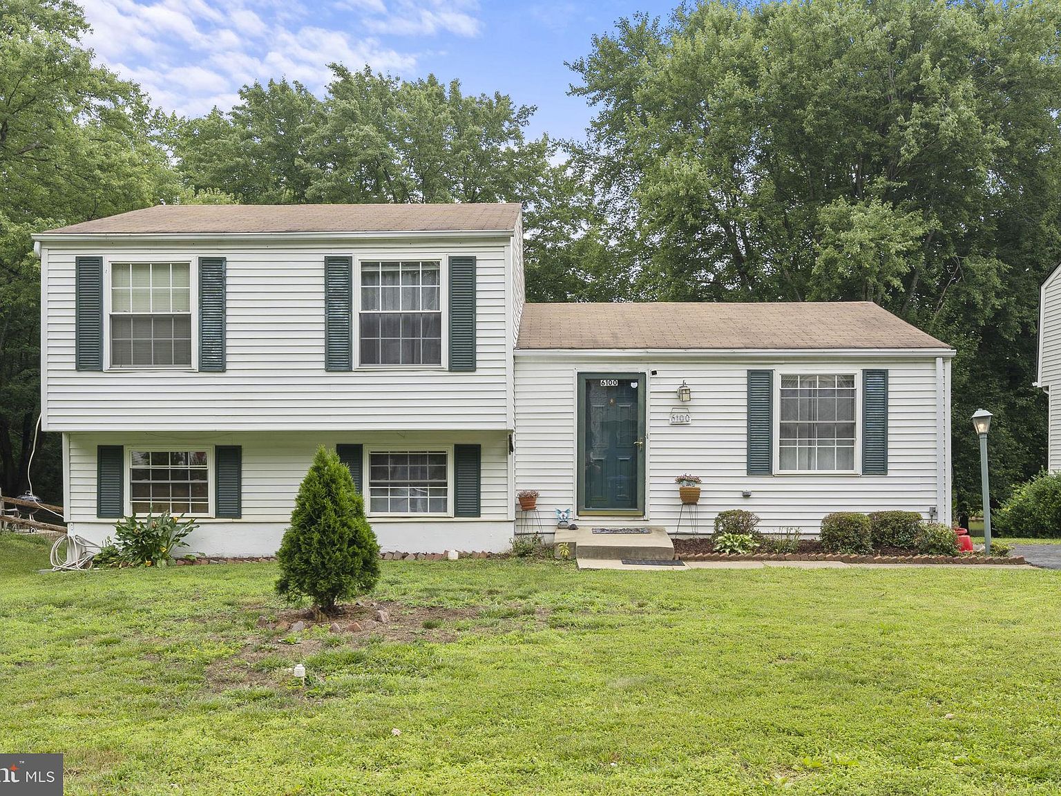 6100 Mantle Rd, Burke, VA 22015 Zillow