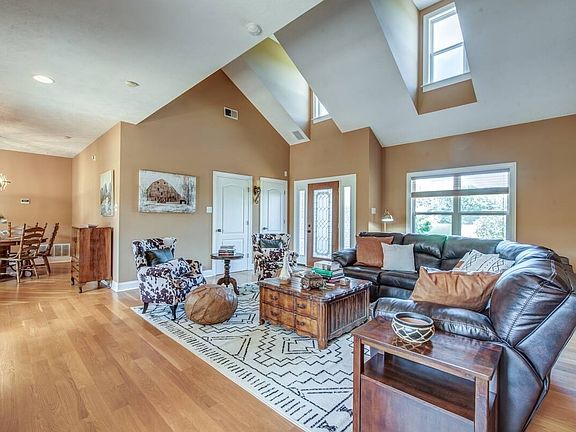 15th image of this home