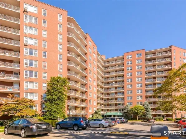 91 Strawberry Hill Avenue #240, Stamford, CT 06902
