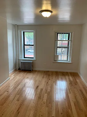 Rented by TORNADO REALTY LLC | media 37