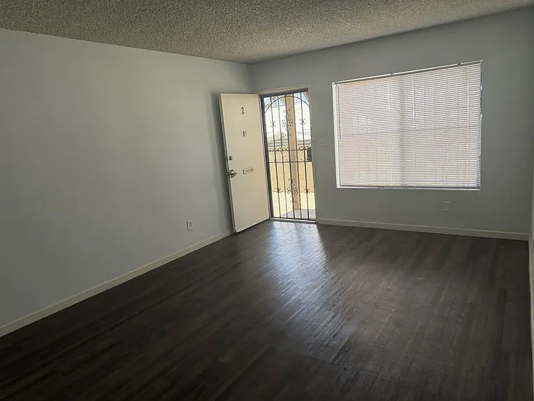 5724 Via San Delarro St — Photo 2