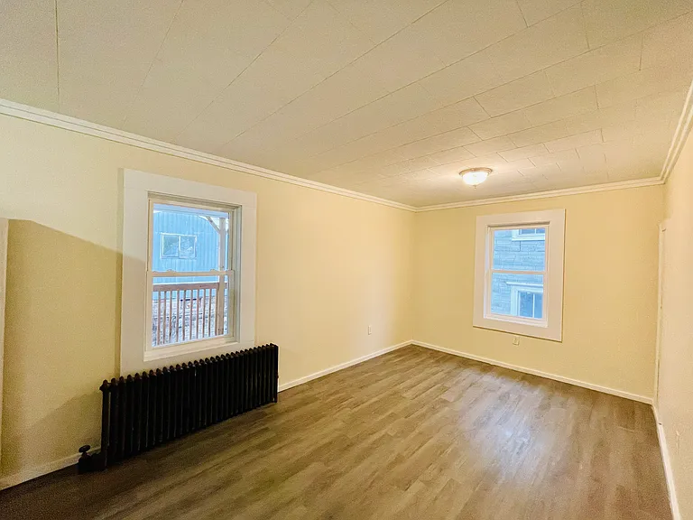 33 Follett St #B — Photo 32