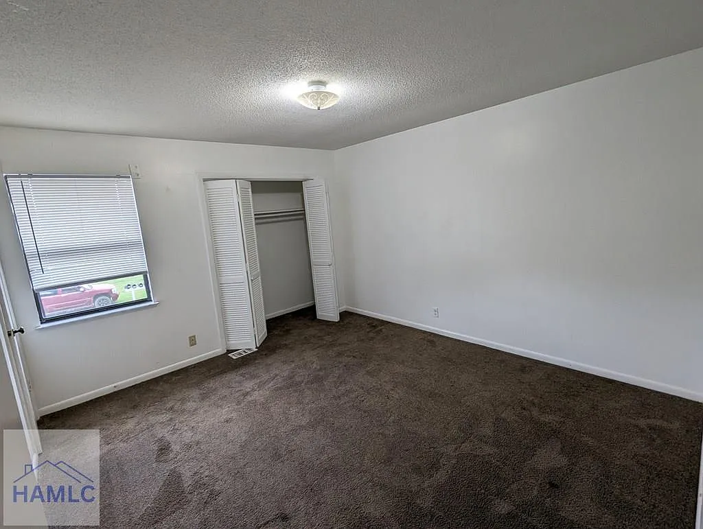 2 bed, 1.5 bath, 1068 sqft, $1,150 — Photo 3