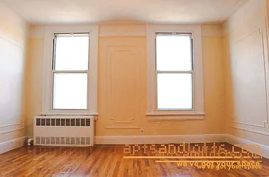 Rented by aptsandlofts.com