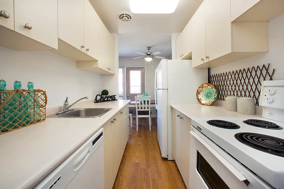 399 London Rd