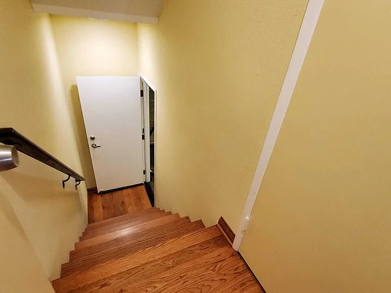7320 Balboa Blvd #123 — Photo 25