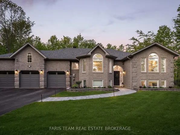 1 Pineview Dr, Oro Medonte, ON L0L 2L0