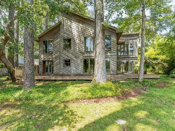 415 Magnolia Ln, Mandeville, LA 70471