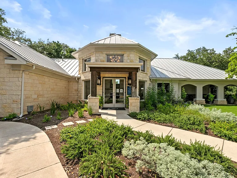 Signature Ridge — Photo 1