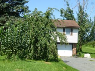 148 Schoolhouse Rd, Hamburg, PA 19526