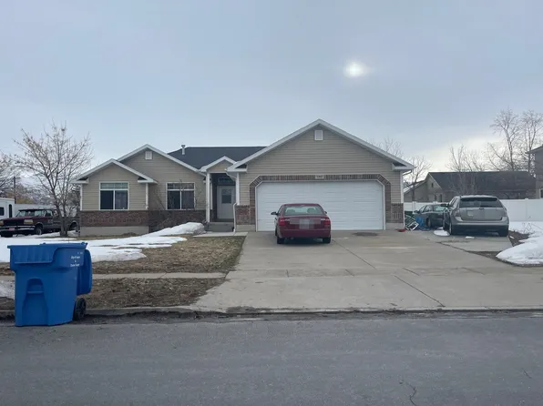 190 N 500 W, Hyrum, UT 84319