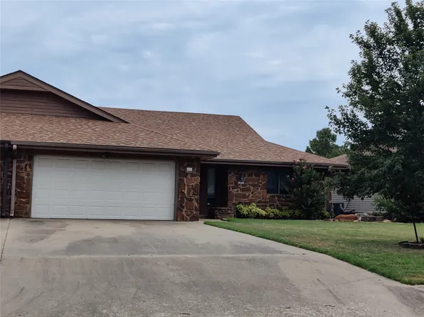 826 SE Quail Ridge Rd, Bartlesville, OK 74006