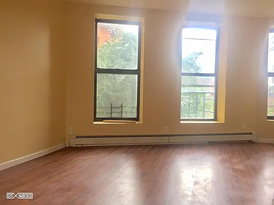 Rented by Citi Habitats | media 9