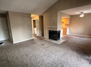 9530 SW 146th Ter APT S-8, Beaverton, OR 97007