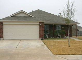 519 Mockingbird Ln, Lockhart, TX 78644